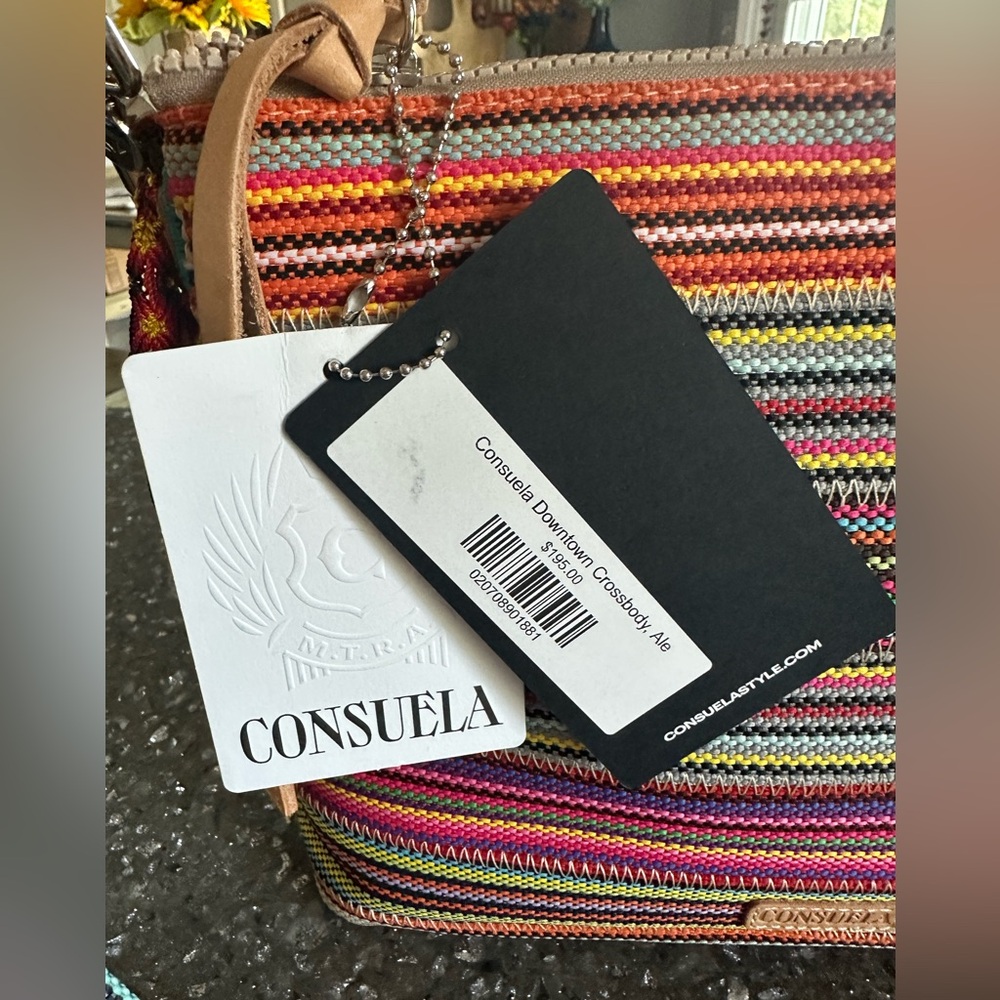 Consuela Downtown- Ale - Picture 2 of 5